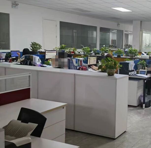 Ningbo VivaTrade Technology Co., Ltd.