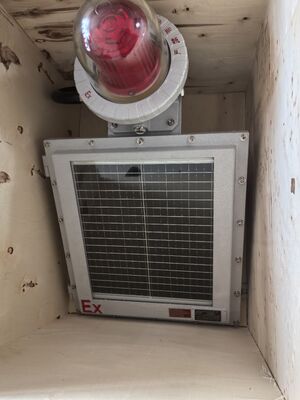 Solar Powered Explosion Proof Aviation Obstruction Light for Hazardous Locations